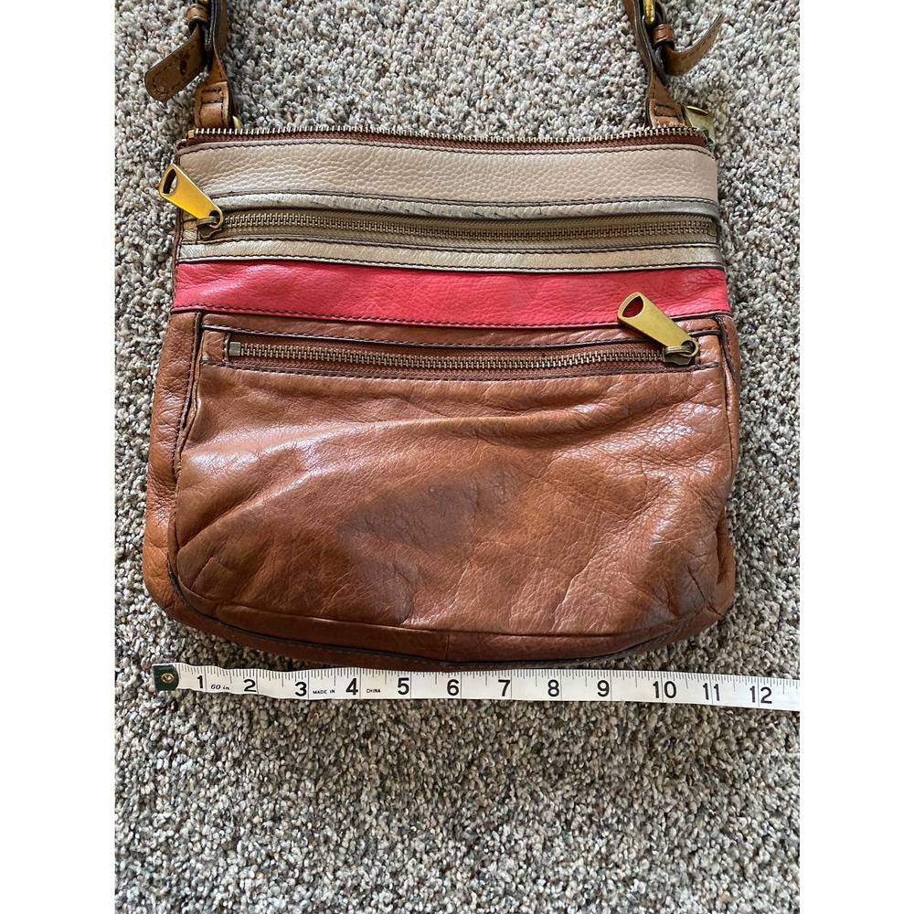 Fossil Leather Crossbody Purse - Picture 2 of 5